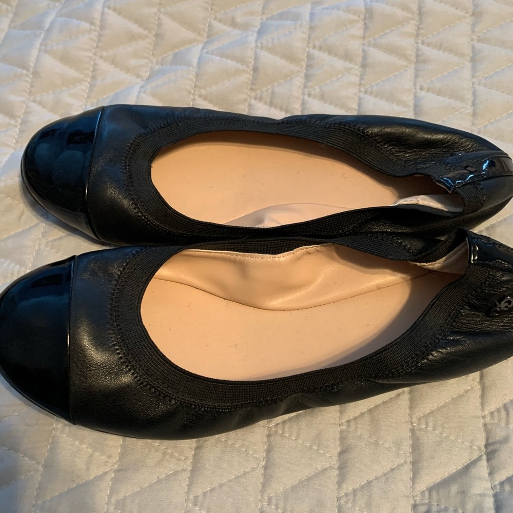 Black flats - Picture 2 of 5